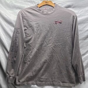 Jordan Flight 2022 Air Tour Large Long Sleeve shirt